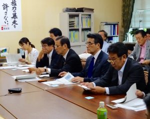 岡田代表、枝野幹事長も出席。